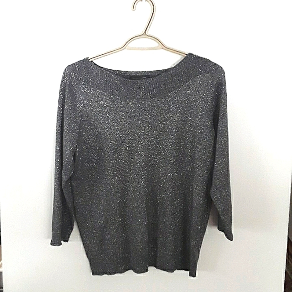🧨WORTHINGTON - Sparkle! Soft! Gray lightweight top.